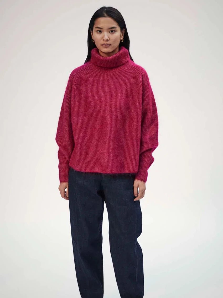 Mohair Highneck Sweater / Raspberry
