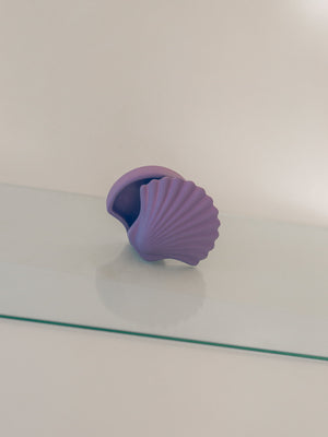 half opened seashell ceramic jewelry case in mauve purple